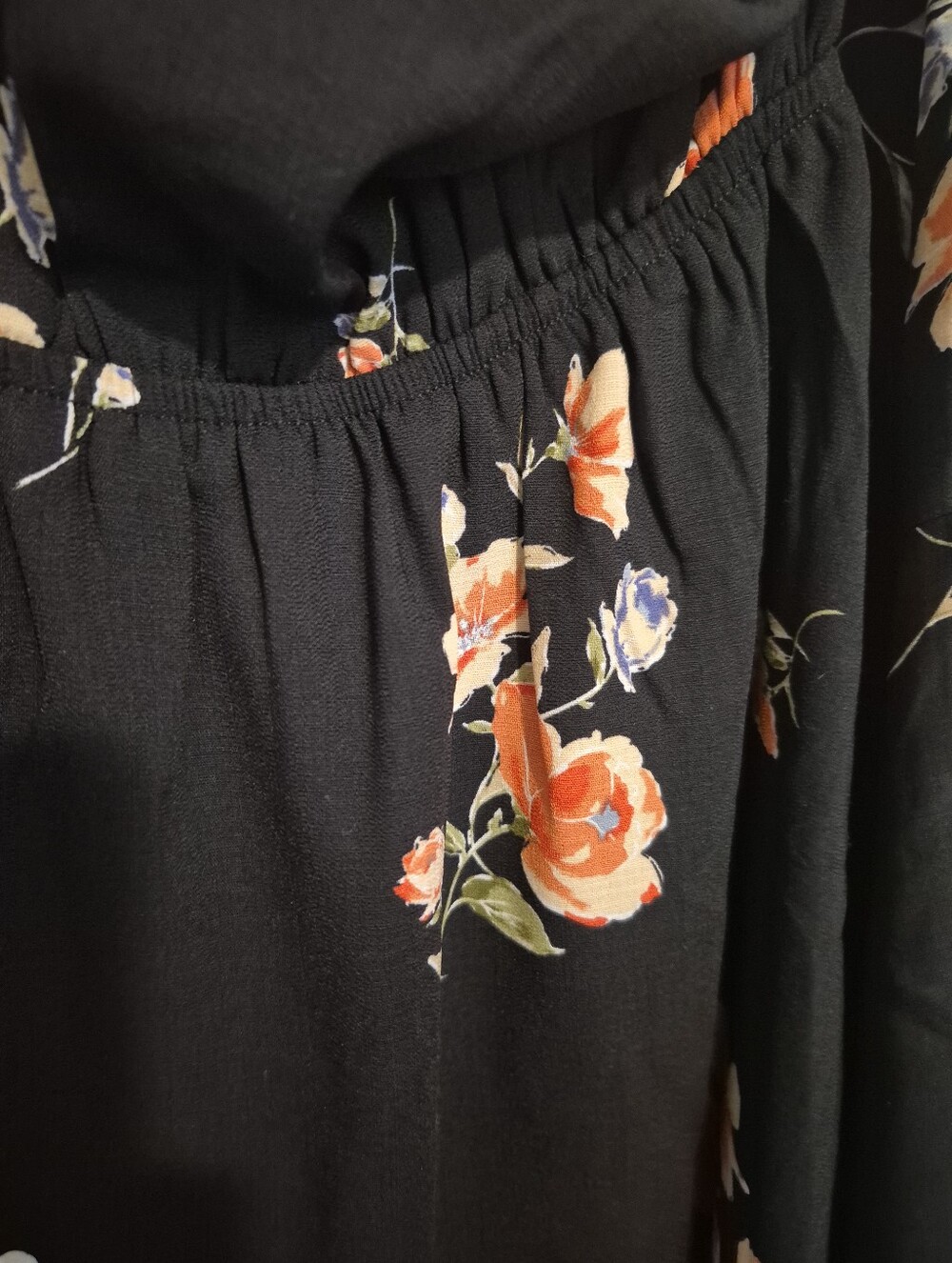 M Lulu's Floral Dress - Picture 3 of 6